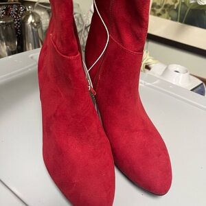 Chic Red Suede Heeled Boots